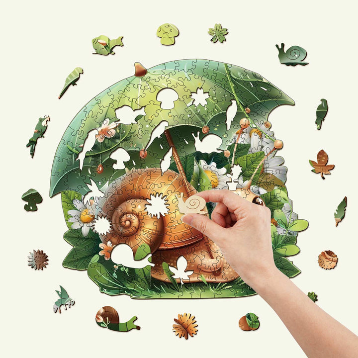 Gemütliche Schnecke Holzpuzzle